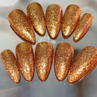 One Color & One Art Press On Nail Design